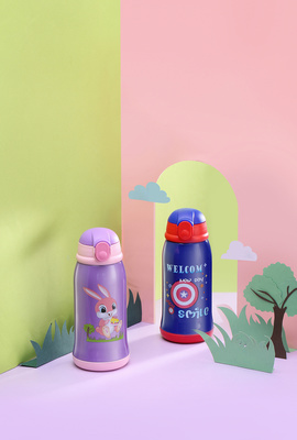 儿童杯光影捕捉 电商产品摄影艺术与技巧